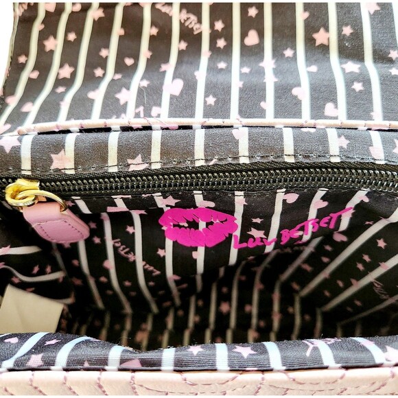 Luv Betsey by Betsey Johnson Blush Handbag Crossbody NWT - Picture 4 of 5